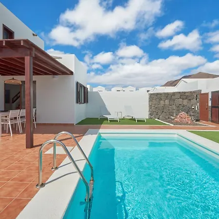 Casa Nolva Heated Pool Semesterbostad Playa Blanca (Lanzarote)